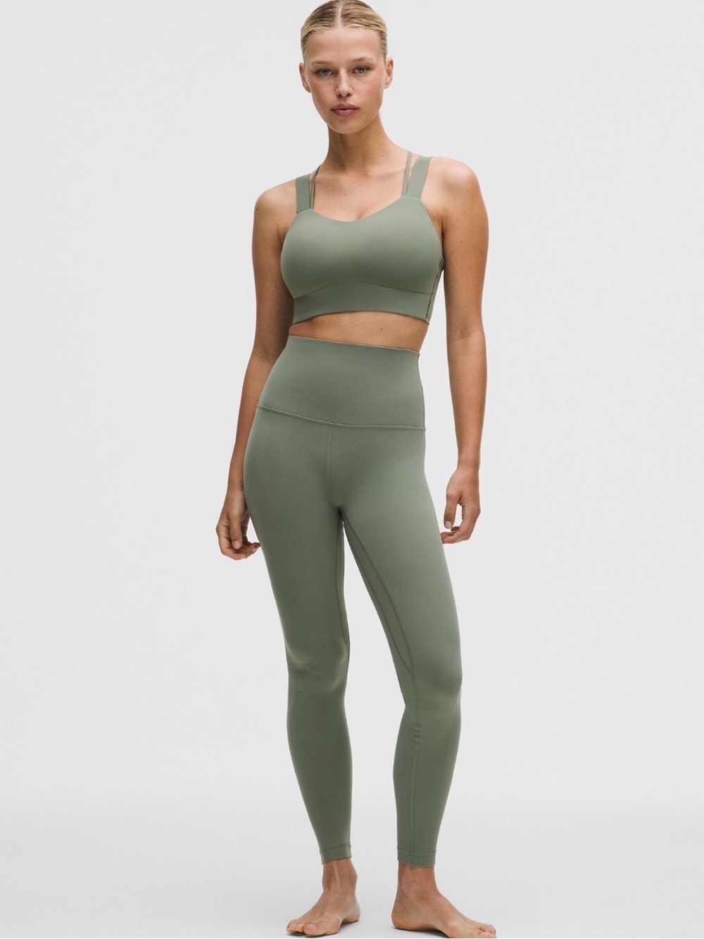 Lululemon like a cloud longline bra size 4 Wilo green  #lululemon #activewear
